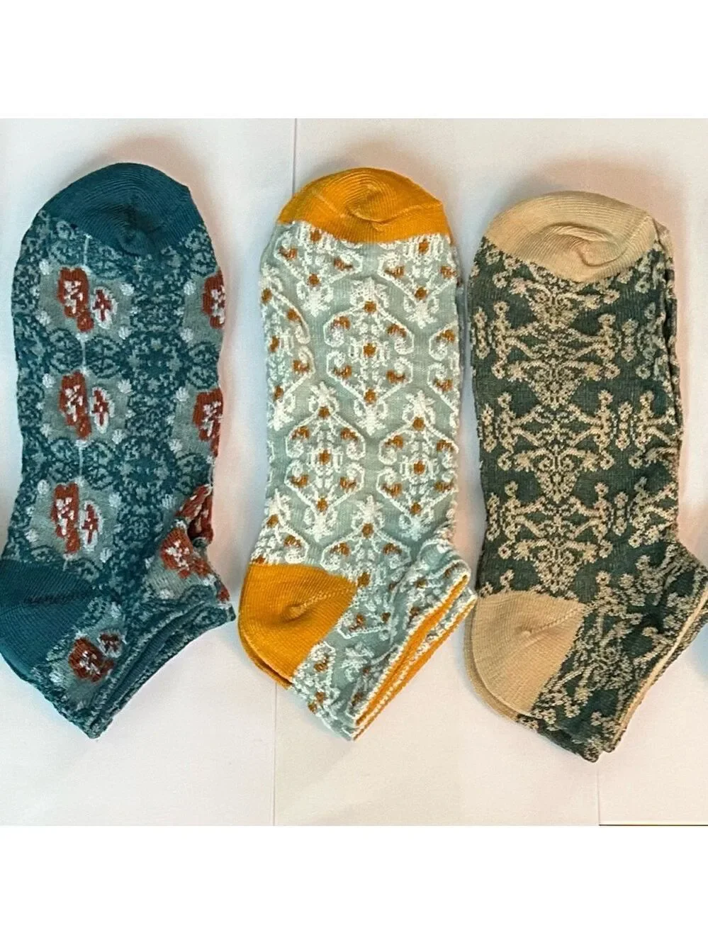 5 Pairs of Ankle Socks Fits shoe size 5 to 9 NEW